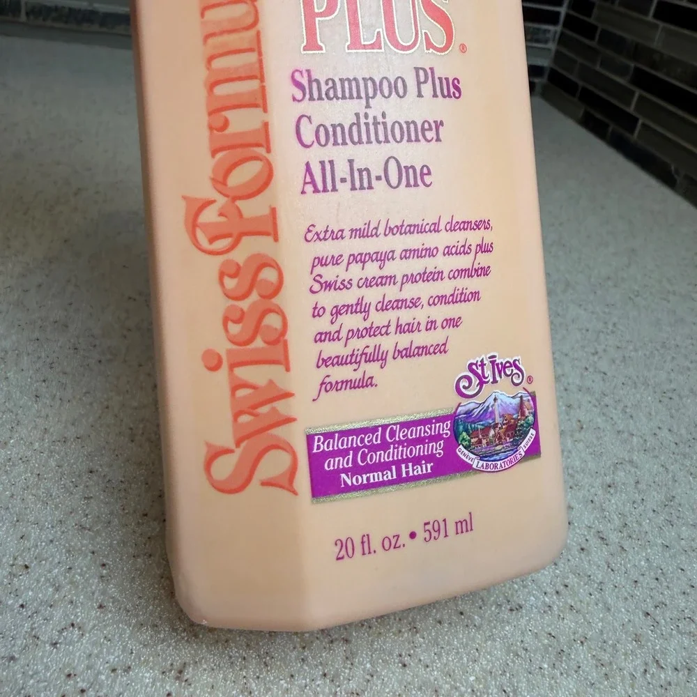 VTG St Ives Swiss Formula Papaya Plus 2-in-1 Shampoo Conditioner 20oz Bottle 50%